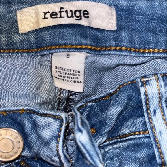 Distressed Jeans by Refuge, size 8 - Picture 2 of 11